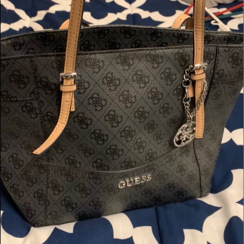 Guess Tote